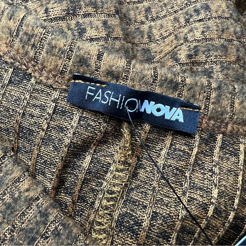 Fashion Nova Morning Cuddles Lounge Top Size 2x NWT - Picture 9 of 11